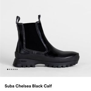 Labucq boots- Suba Chelsea Black Calf